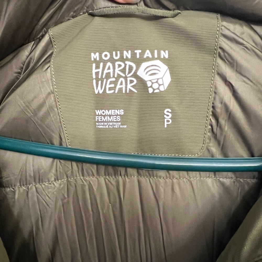 Mountain Hardware Down Winter Coat - image 4